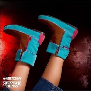 Viral Minnetonka Holly Wheeler / Stranger Things viral boots